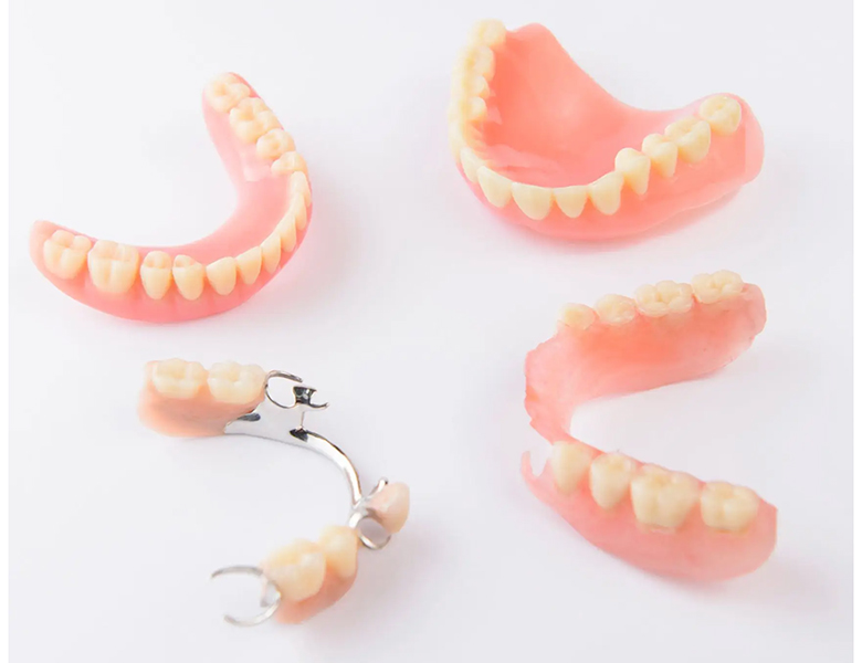 下松市（山口県）の歯医者、たけなわ歯科口腔外科クリニックの入れ歯